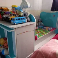 تخت نوزاد و نوجوان