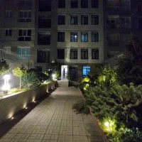 اجاره ۱۳۲ متر /لابی مبله/استخر فعال/فرمانیه شرقی