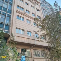 ۱۴۰ متر موقعیت اداری با ۱۰۰ متر قدرالسهم
