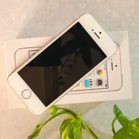 اپل iPhone 5s با حافظهٔ ۳۲ گیگابایت