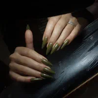 جشنواره تخفیفی آموزش و خدمات کاشت ناخن