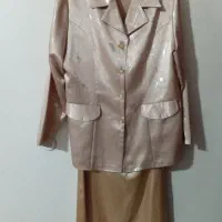 کت و دامن طلایی