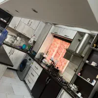 خیابان طالقانی/80متری/فول امکانات/کمیاب/لوکیشن خوب