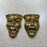 برنز و گل و گلدان