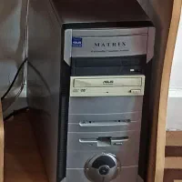 کیس کامپیوتر همراه با کیبرد وموس