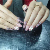 کاشت ناخن198|خدمات آرایشگری و زیبایی|بجنورد, |دیوار