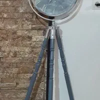 ساعت ایستاده درحدنو
