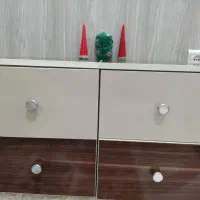 تخت به همراه پاتختی|تخت و سرویس خواب|کاشمر, |دیوار