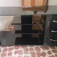 میز تلویزیون قیمت ۱۵۰۰۰۰۰ تومان در حد نو