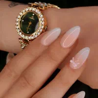 استخدام ناخن ‌کار