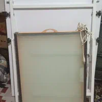 فروش و معاوضه میز طراحی  و میز  نور با حیوانات