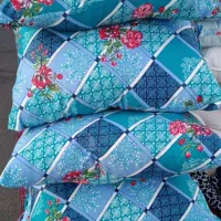 فروش تشک مسافرتی و بالشت با ارسال رایگان|رختخواب، بالش، پتو|بیرجند, |دیوار