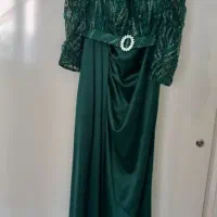 دو دست لباس با کفش|لباس|تهران, هلال احمر|دیوار