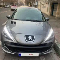 پژو ۲۰۷ اتوماتیک پانوراما سقف شیشه ۱۴۰۰