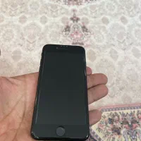 آیفون se(2020)