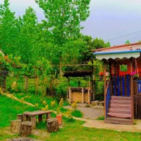 کلبه چوبی در دل طبیعت|اجارهٔ کوتاه‌مدت ویلا و باغ|ماسوله, |دیوار