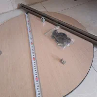 میز گرد MDF پایه فلزی و صندلی تاشو درجه ۱ نو نو|مبلمان خانگی و میز عسلی|شاهینشهر, فردوسی|دیوار