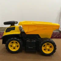 اسباب بازی کامیون