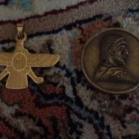 پلاک و انگشتر