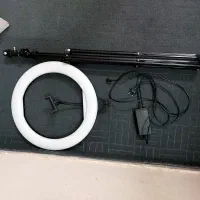 رینگ لایت RL18