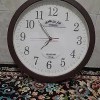 ساعت دیواری