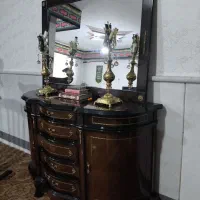آینه و کنسول