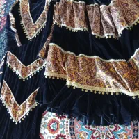 دو دست لباس لری