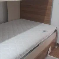 تخت دوطبقه همراه تشک ها