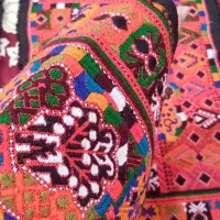 زیاستین تارشمار|لباس|خاش, |دیوار