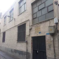 خانه کلنگی ۳۳۱مترحیاط دار، خیابان دیالمه|فروش زمین و ملک کلنگی|تهران, ایران|دیوار
