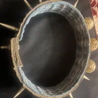 قلاده دوسه تا از خار هاش کم شده