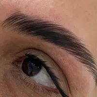 لیفت ابرو و مژه