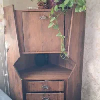 کمد تمام چوب گردو سه کنج