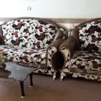 مبل هفت نفره همراه با میز عسلی