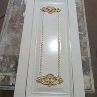 رنگ کار حرفه ای انواع مصنوعات چوبی