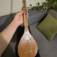 سه تار مهر کاظمی.