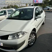 مگان ۲۰۰۰ اتوماتیک