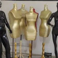 تعداد مانکن به فروش می‌رسد