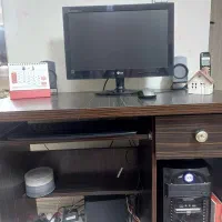 میز کامپیوتر