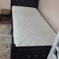 تخت تکنفره یکنفره سالم با تشک