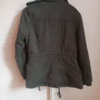 کاپشن|لباس|اهر, |دیوار