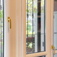 دعوت به همکاری بازاریاب میدانی درب و پنجره