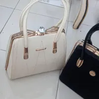 کیف و کفش کاملا نو|کیف، کفش، کمربند|تهران, پیروزی|دیوار