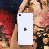 آیفون SE 2020