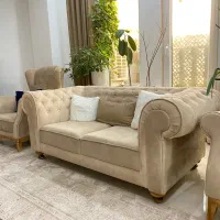 فروش مبل چستر ۱۰ نفره و میز نهار خوری ۸ نفره