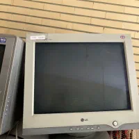 دو عدد مانیتور