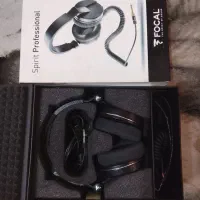هدفون استودیویی و مانیترینگ . برند فوکال