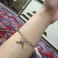 دستبند گم شده