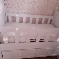 تخت کودک تا ۸ سال