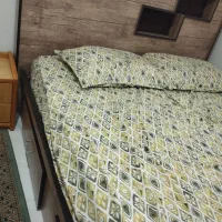 تخت دو نفره